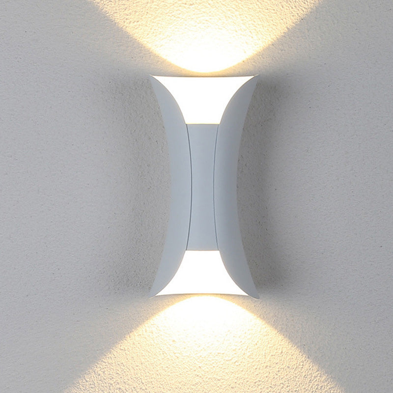 Noxel Curved Outdoor Wall Mounted Led Lamp