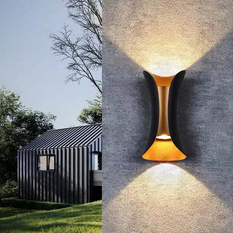 Noxel Curved Outdoor Wall Mounted Led Lamp