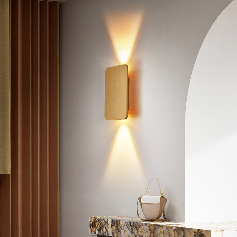 Nova Indoor Wall Lamp